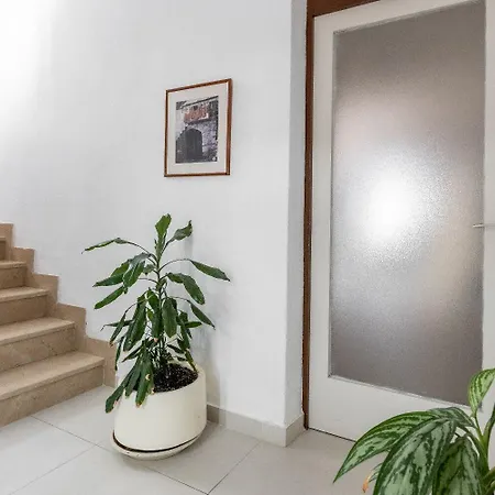 Matija Casa de hóspedes Baška Voda